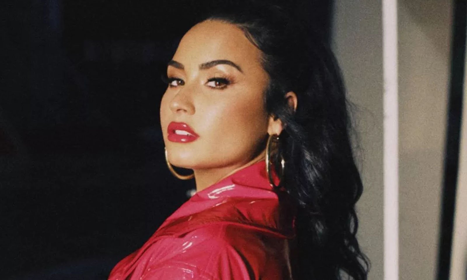 Demi Lovato segue brasileiro no Instagram com apelido de 'Totó do Grau'