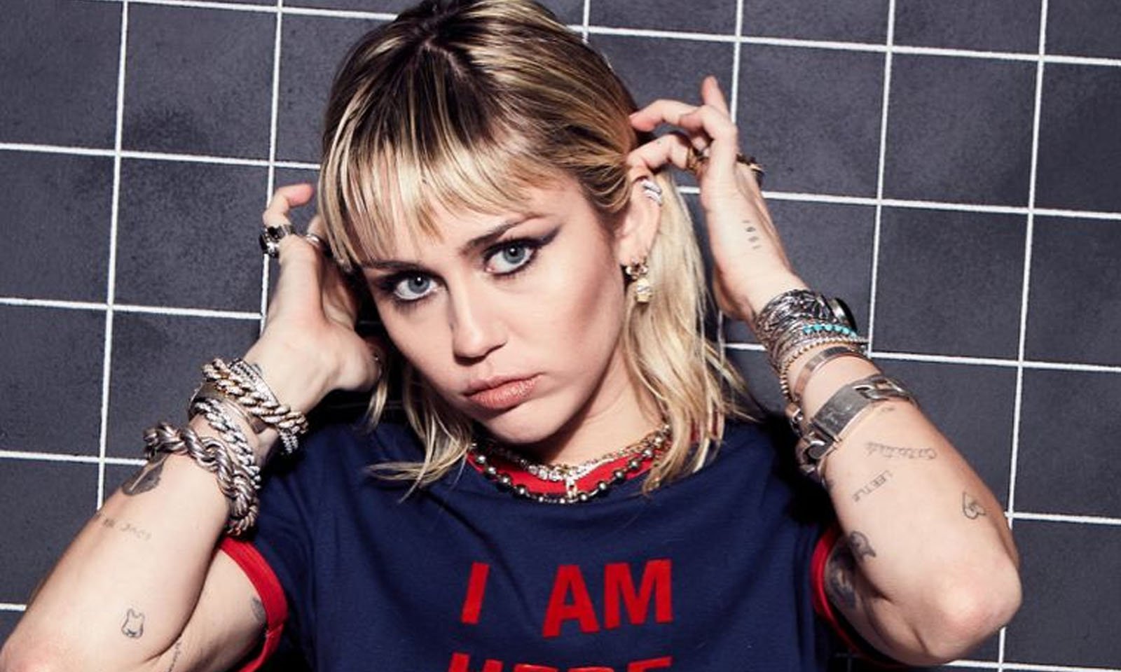 Miley Cyrus quer entrar em turnê com novo álbum e fãs sugerem Rock in Rio 2021