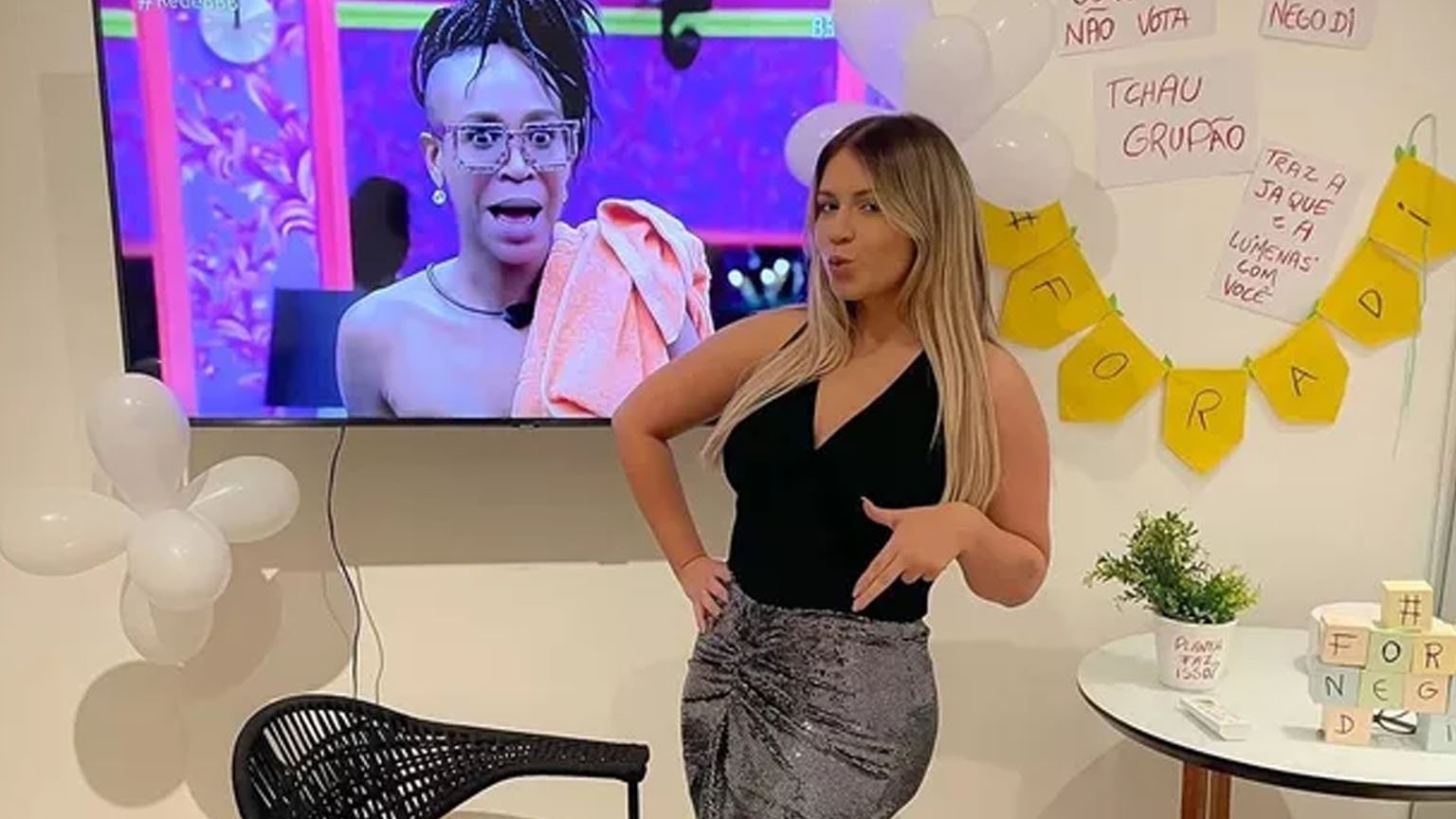 Web pede por posicionamento de Marília Mendonça sobre o paredão do BBB21 e cantora responde: 'nem gasta energia me enchendo o saco'
