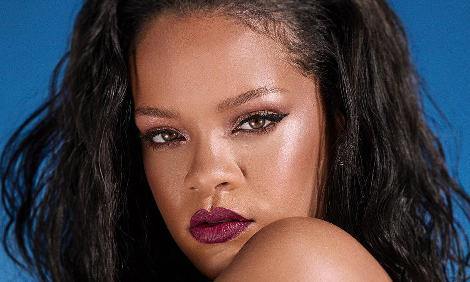 Rihanna é a cantora mais rica dos Estados Unidos, segundo Forbes