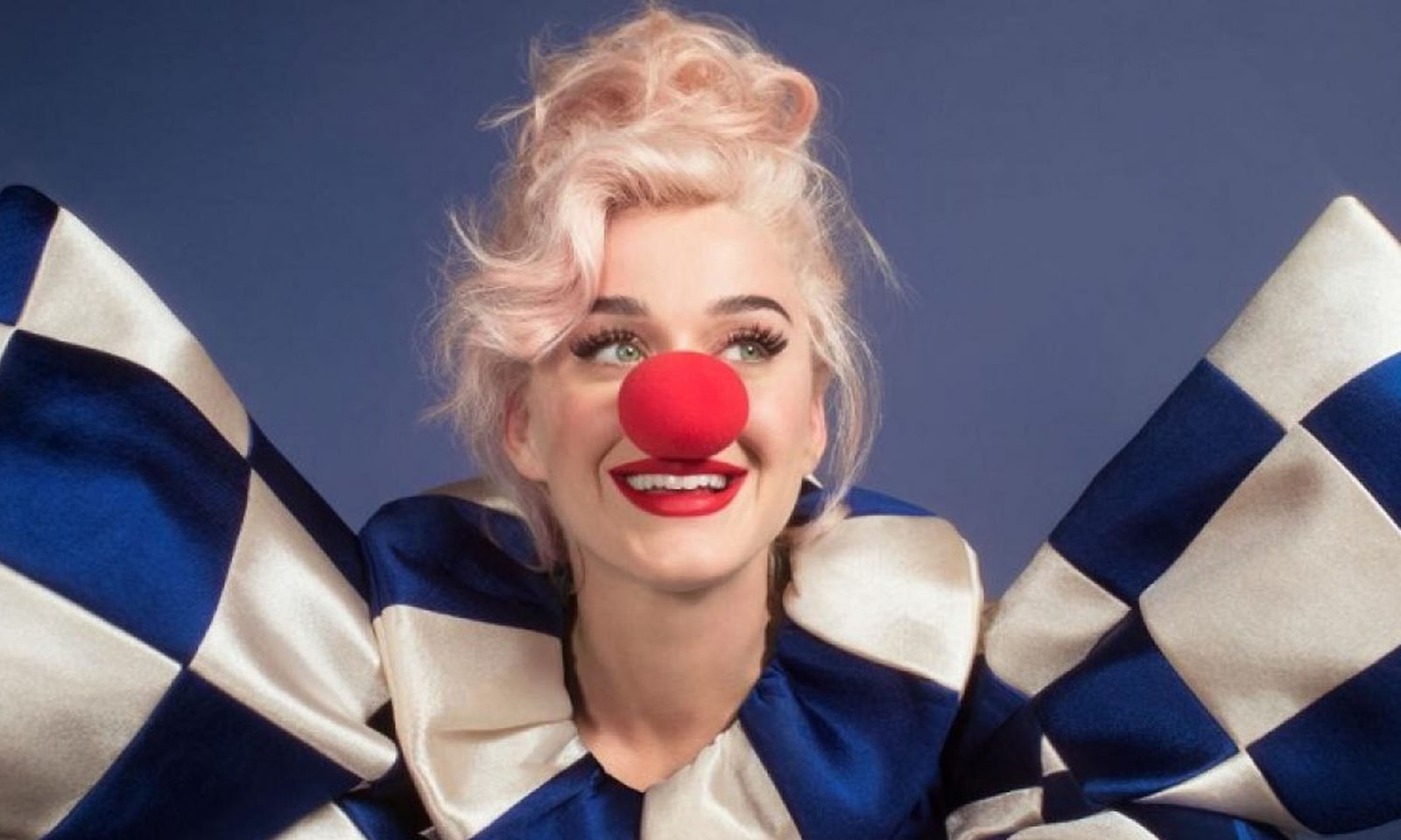 Katy Perry lança o aguardado álbum “Smile”