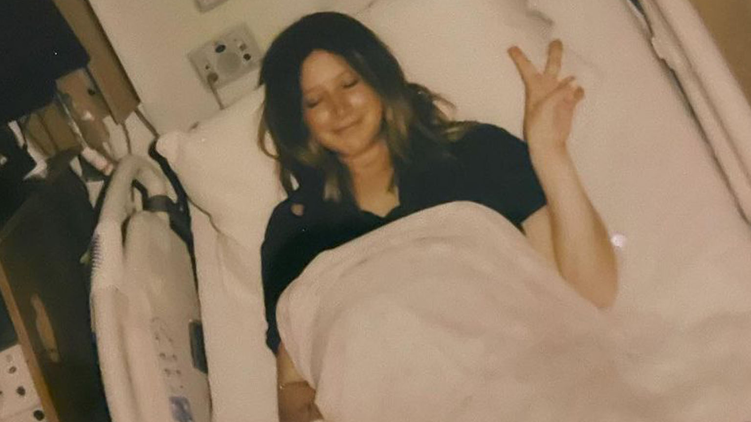 Ashley Tisdale revela detalhes de seu parto humanizado: 'mudou minha vida'