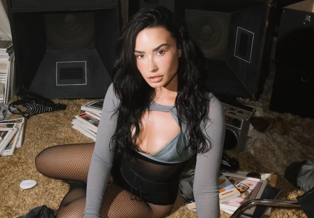 Demi Lovato mostra poder vocal em “Here All Night”, seu mais novo single